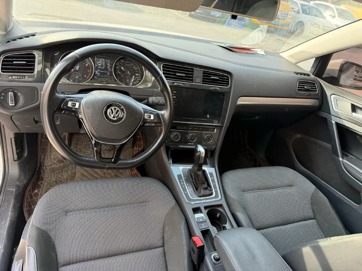 2020 Volkswagen Golf 1.4T 150HP L4 7DCT,autocango,china used car exporter,china ev exporter,chinese used car exporter,chinese used ev exporter