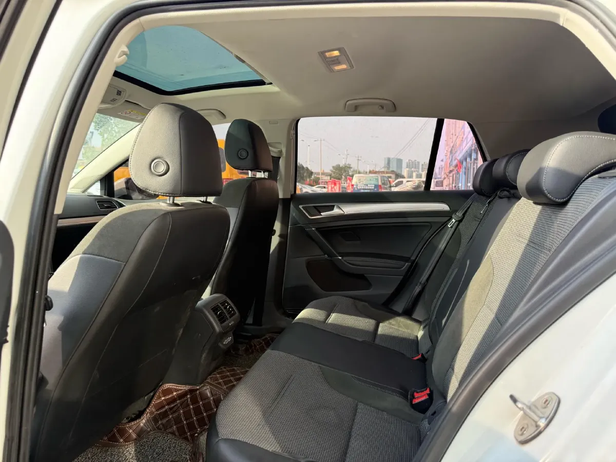 2020 Volkswagen Golf 1.4T 150HP L4 7DCT,autocango,china used car exporter,china ev exporter,chinese used car exporter,chinese used ev exporter