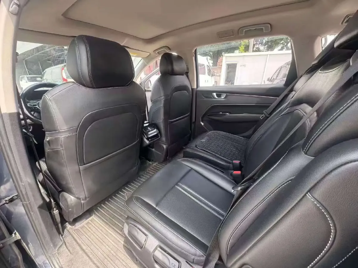 2022 WuLing KaiJie 1.5T 177HP L4 CVT,autocango,china used car exporter,china ev exporter,chinese used car exporter,chinese used ev exporter