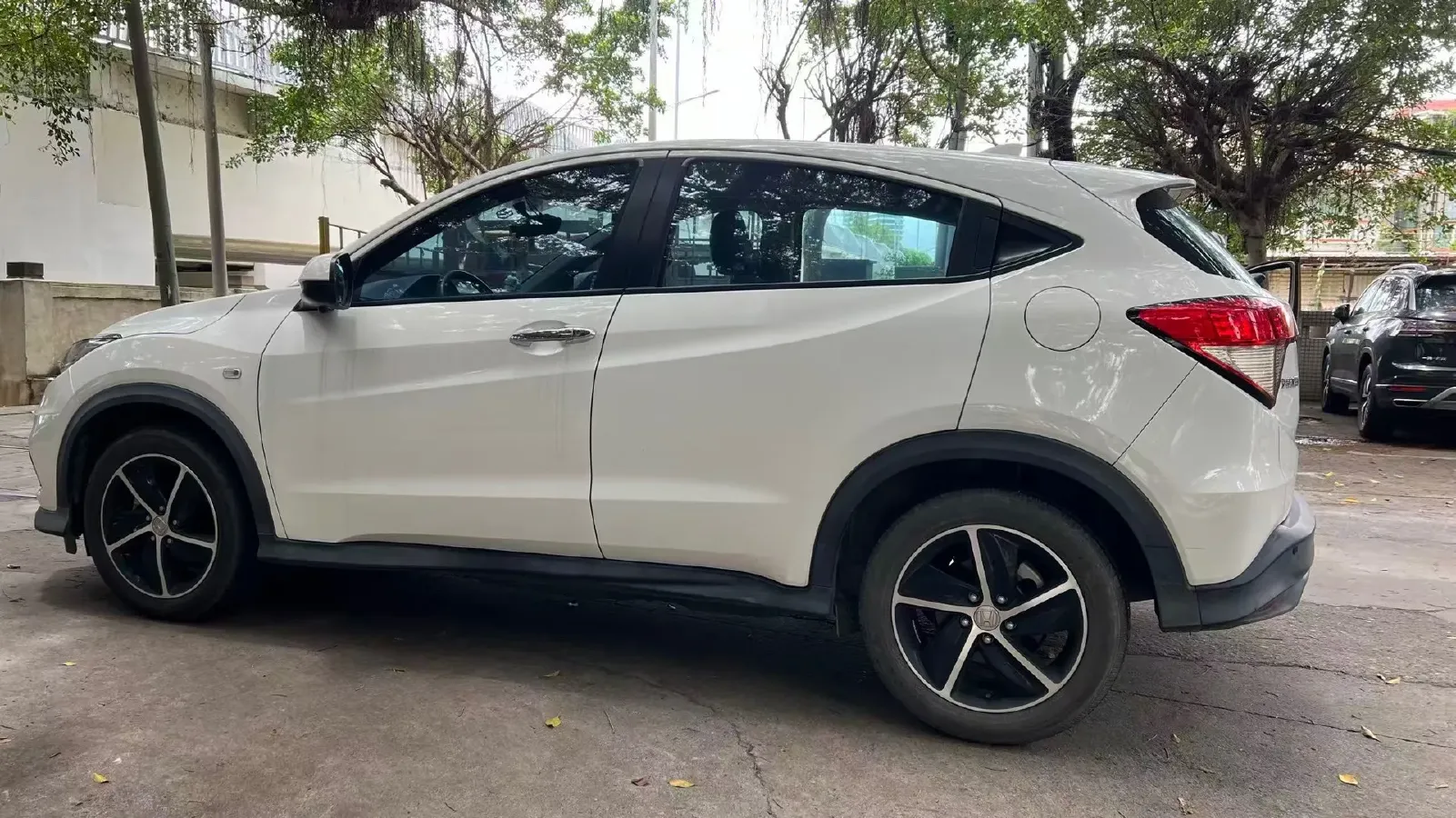 2022 Honda Vezel 1.5L 131HP L4 CVT,autocango,china used car exporter,china ev exporter,chinese used car exporter,chinese used ev exporter