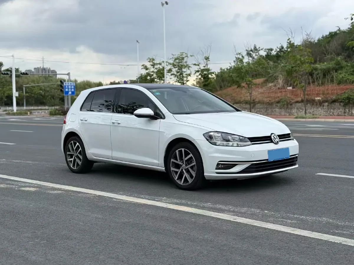 2020 Volkswagen Golf 1.4T 150HP L4 7DCT,autocango,china used car exporter,china ev exporter,chinese used car exporter,chinese used ev exporter