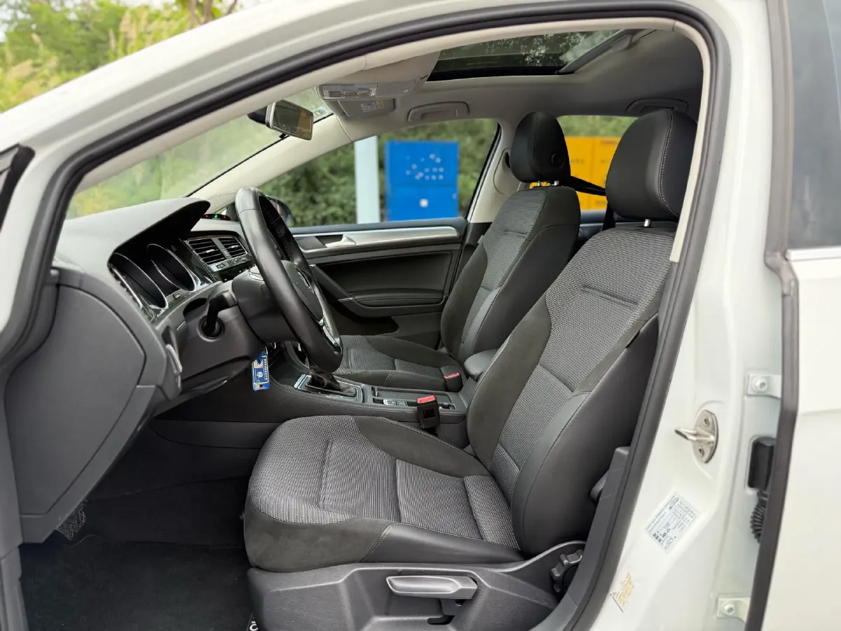 2020 Volkswagen Golf 1.4T 150HP L4 7DCT,autocango,china used car exporter,china ev exporter,chinese used car exporter,chinese used ev exporter
