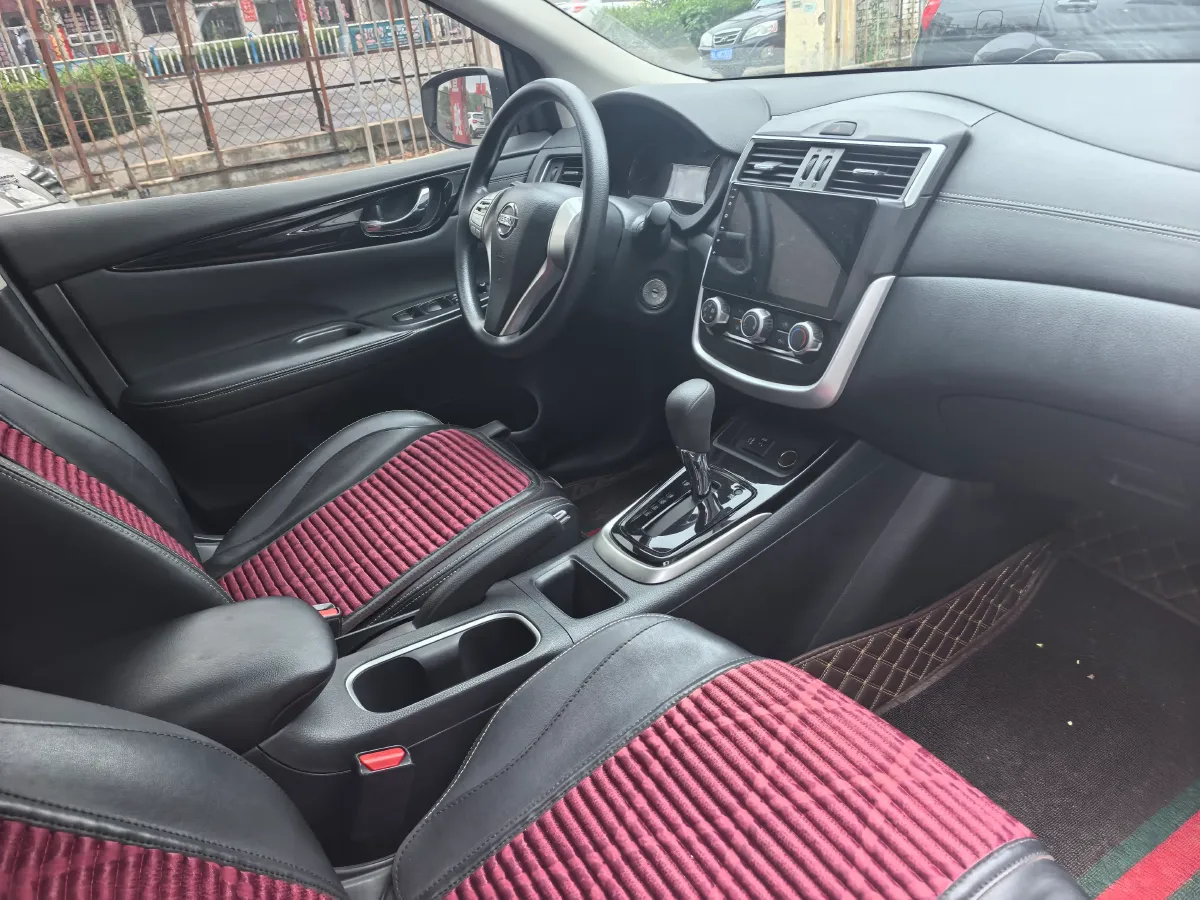 2021 Nissan Tiida 1.6L 122HP L4 CVT,autocango,china used car exporter,china ev exporter,chinese used car exporter,chinese used ev exporter