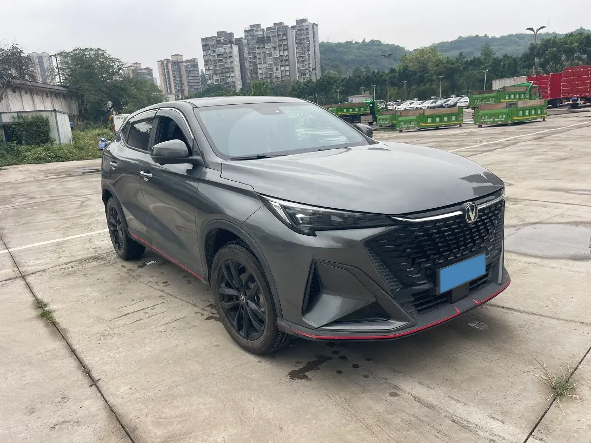2024 ChangAn X5 PLUS 1.5T 188HP L4 7DCT,autocango,china used car exporter,china ev exporter,chinese used car exporter,chinese used ev exporter