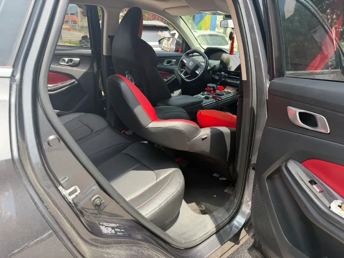 2022 ChangAn CS55 Plus 1.5T 180HP L4 7DCT,autocango,china used car exporter,china ev exporter,chinese used car exporter,chinese used ev exporter