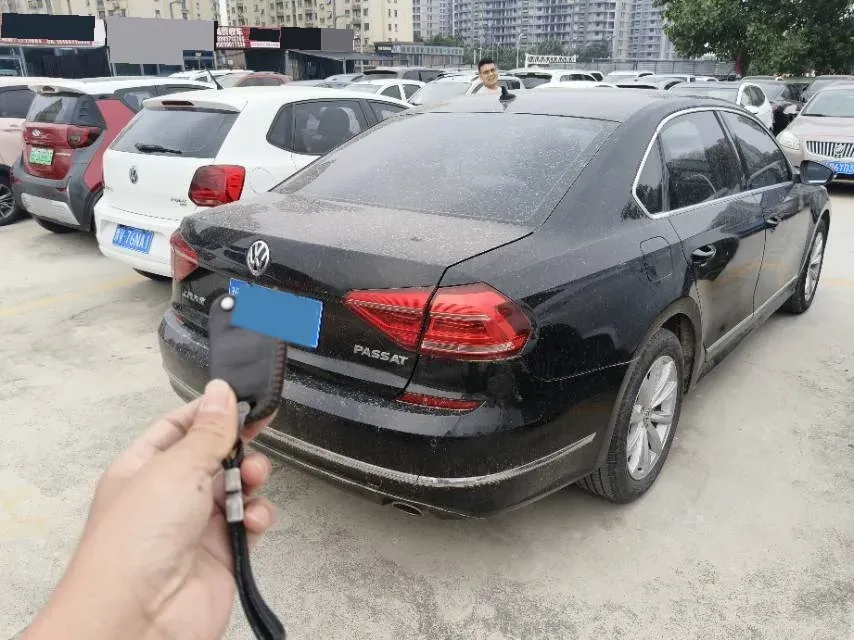 2017 Volkswagen Passat 1.8T 180HP L4 7DCT,autocango,china used car exporter,china ev exporter,chinese used car exporter,chinese used ev exporter