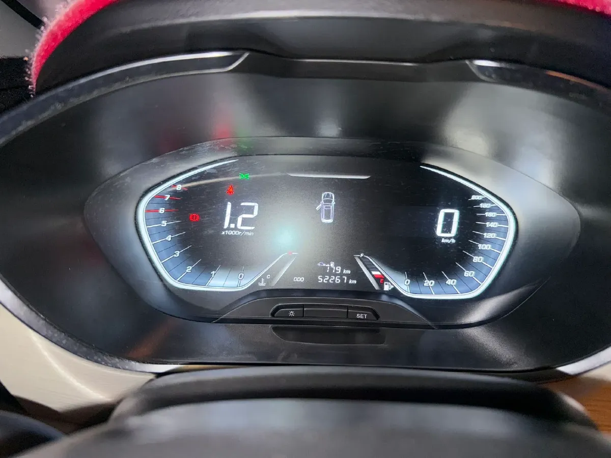 2019 BaoJun 360 1.5L 105HP L4 6MT,autocango,china used car exporter,china ev exporter,chinese used car exporter,chinese used ev exporter
