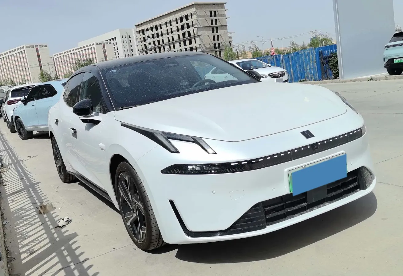 2024 LYNK&CO 07 EM-P 1.5T 163HP L4 3DHT PHEV 18.99KWH,autocango,china used car exporter,china ev exporter,chinese used car exporter,chinese used ev exporter