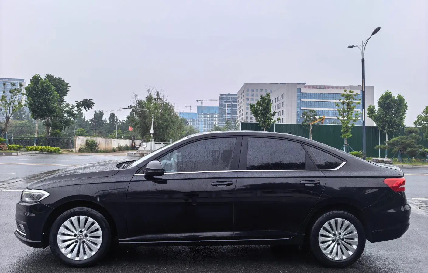 2018 Skoda Karoq 1.4T 150HP L4 7DCT,autocango,china used car exporter,china ev exporter,chinese used car exporter,chinese used ev exporter