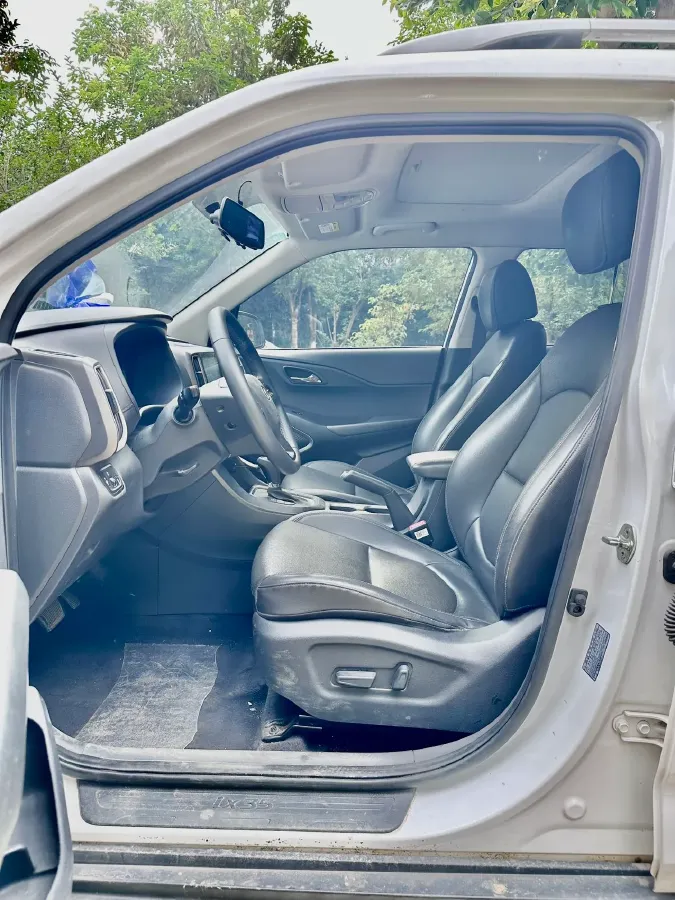 2020 Hyundai ix35 2.0L 160HP L4 6AT,autocango,china used car exporter,china ev exporter,chinese used car exporter,chinese used ev exporter