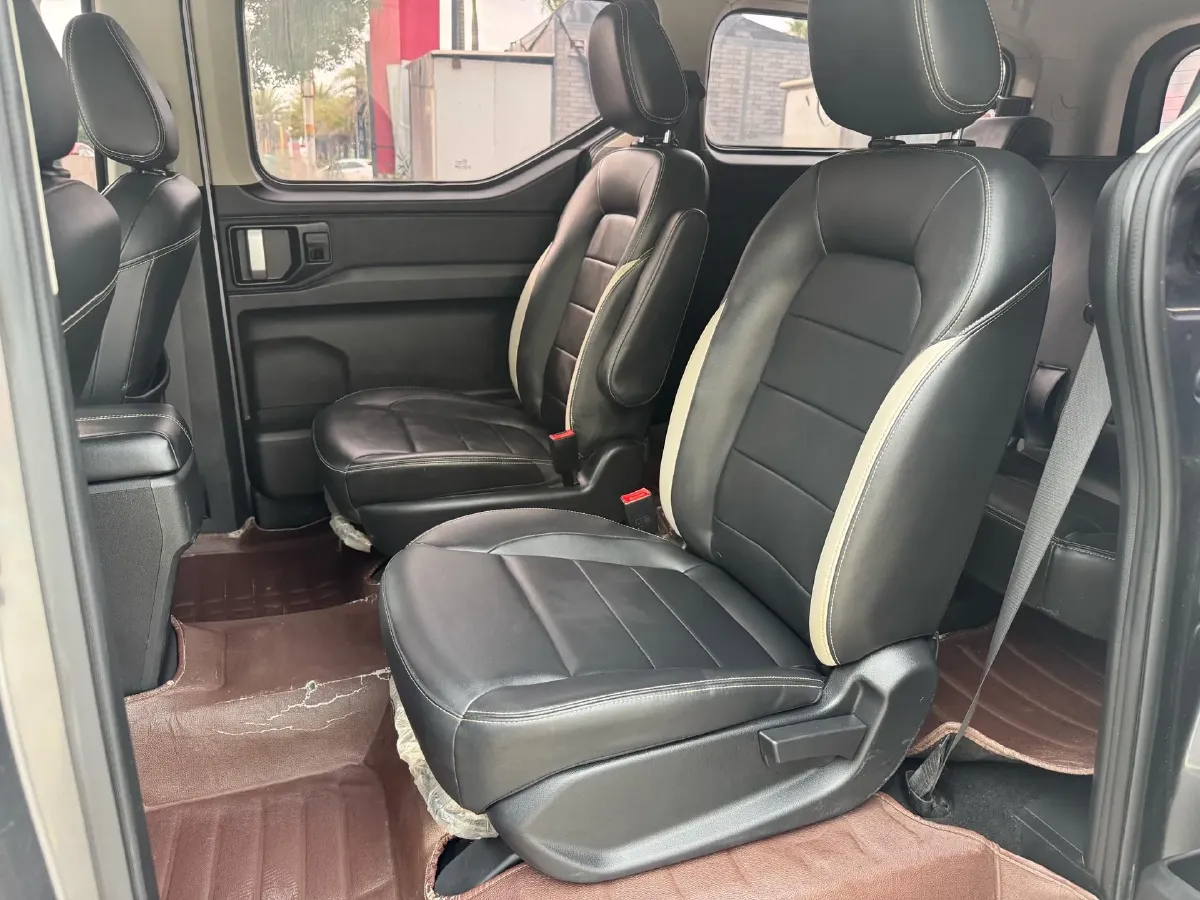2021 WuLing ZhengChen 1.5T 147HP L4 6MT,autocango,china used car exporter,china ev exporter,chinese used car exporter,chinese used ev exporter