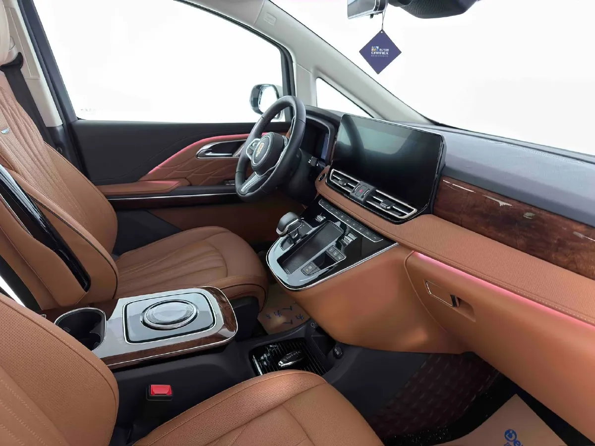 2023 HongQi HQ9 2.0T 252HP L4 8AT,autocango,china used car exporter,china ev exporter,chinese used car exporter,chinese used ev exporter