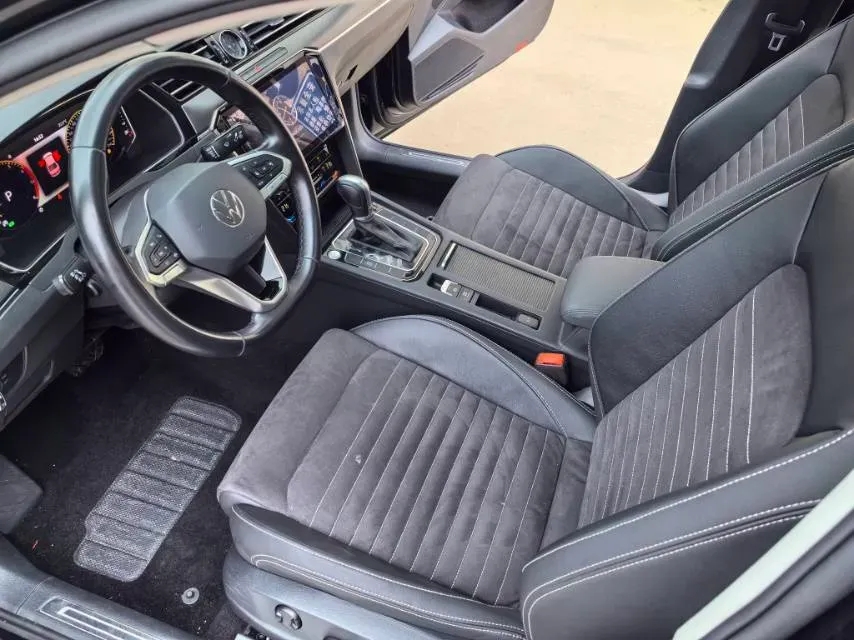 2020 Volkswagen Magotan 2.0T 186HP L4 7DCT,autocango,china used car exporter,china ev exporter,chinese used car exporter,chinese used ev exporter