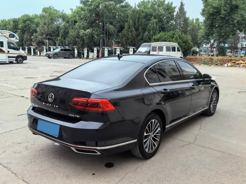 2020 Volkswagen Magotan 2.0T 186HP L4 7DCT,autocango,china used car exporter,china ev exporter,chinese used car exporter,chinese used ev exporter