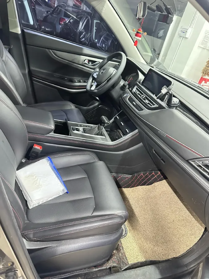 2023 ChangAn CS75 1.5T 188HP L4 7DCT,autocango,china used car exporter,china ev exporter,chinese used car exporter,chinese used ev exporter