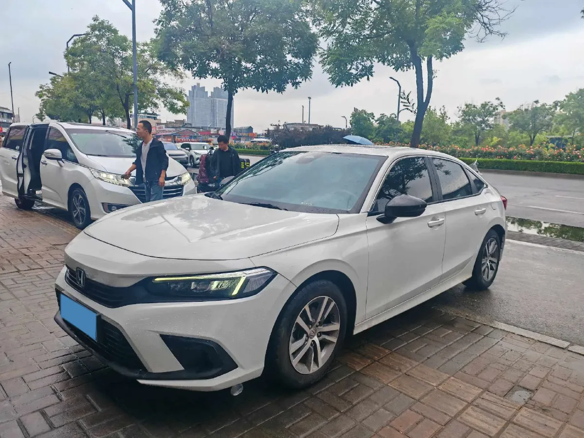 2022 Honda Civic 1.5T 182HP L4 CVT,autocango,china used car exporter,china ev exporter,chinese used car exporter,chinese used ev exporter