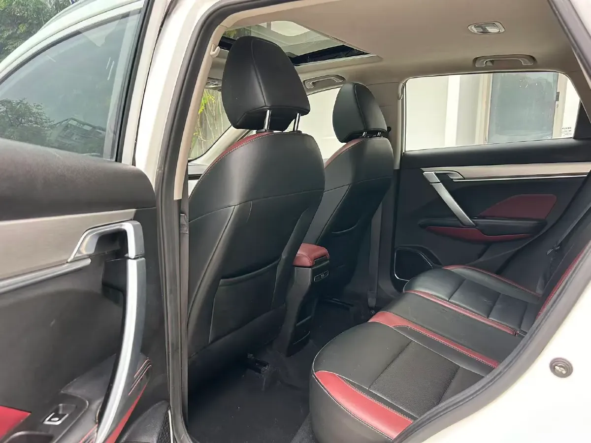 2021 Geely Coolray 1.4T 141HP L4 6DCT,autocango,china used car exporter,china ev exporter,chinese used car exporter,chinese used ev exporter