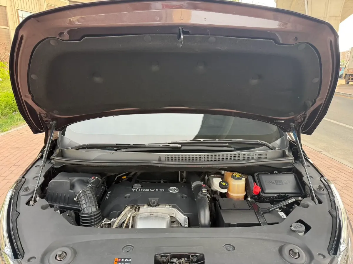 2018 Buick GL8 2.0T 260HP L4 6AT,autocango,china used car exporter,china ev exporter,chinese used car exporter,chinese used ev exporter
