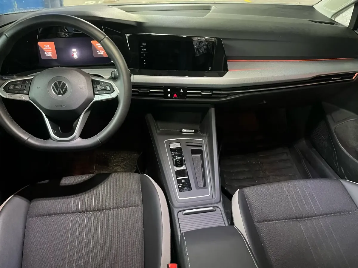 2023 Volkswagen Golf 1.4T 150HP L4 7DCT,autocango,china used car exporter,china ev exporter,chinese used car exporter,chinese used ev exporter