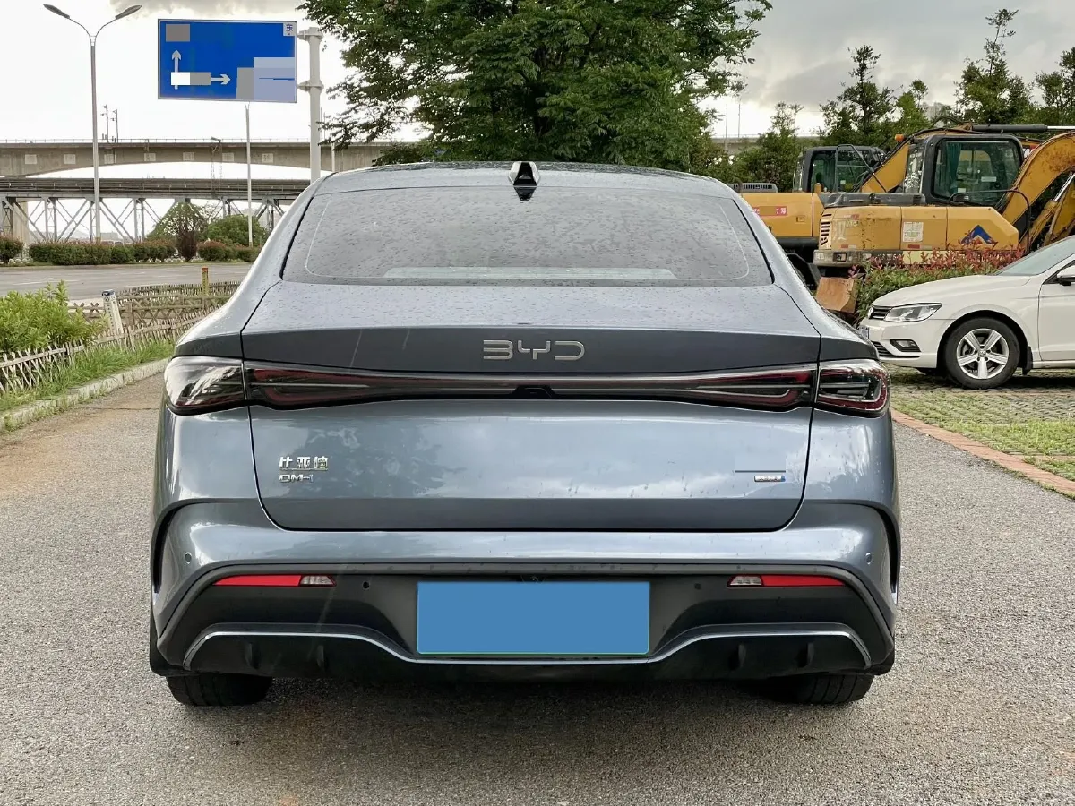 2025 BYD Seal06 1.5L 101HP L4 E-CVT PHEV 10.08KWH,autocango,china used car exporter,china ev exporter,chinese used car exporter,chinese used ev exporter
