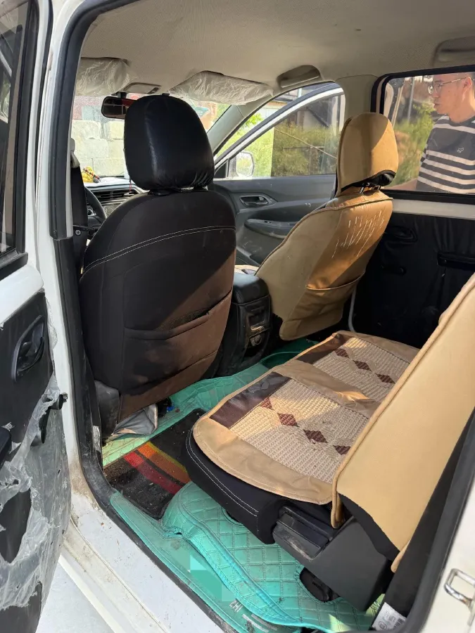 2019 WuLing HongGuang 1.5L 105HP L4 5MT,autocango,china used car exporter,china ev exporter,chinese used car exporter,chinese used ev exporter