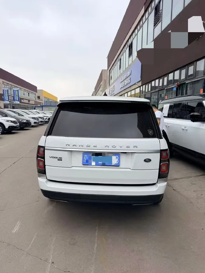 2021 Land Rover Range Rover 3.0T 400HP L6 8AT,autocango,china used car exporter,china ev exporter,chinese used car exporter,chinese used ev exporter
