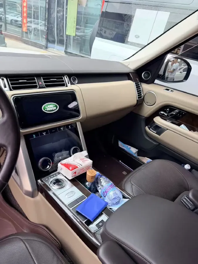 2021 Land Rover Range Rover 3.0T 400HP L6 8AT,autocango,china used car exporter,china ev exporter,chinese used car exporter,chinese used ev exporter