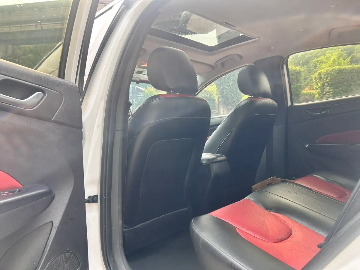 2017 Chery Arrizo 5 1.5T 147HP L4 CVT,autocango,china used car exporter,china ev exporter,chinese used car exporter,chinese used ev exporter