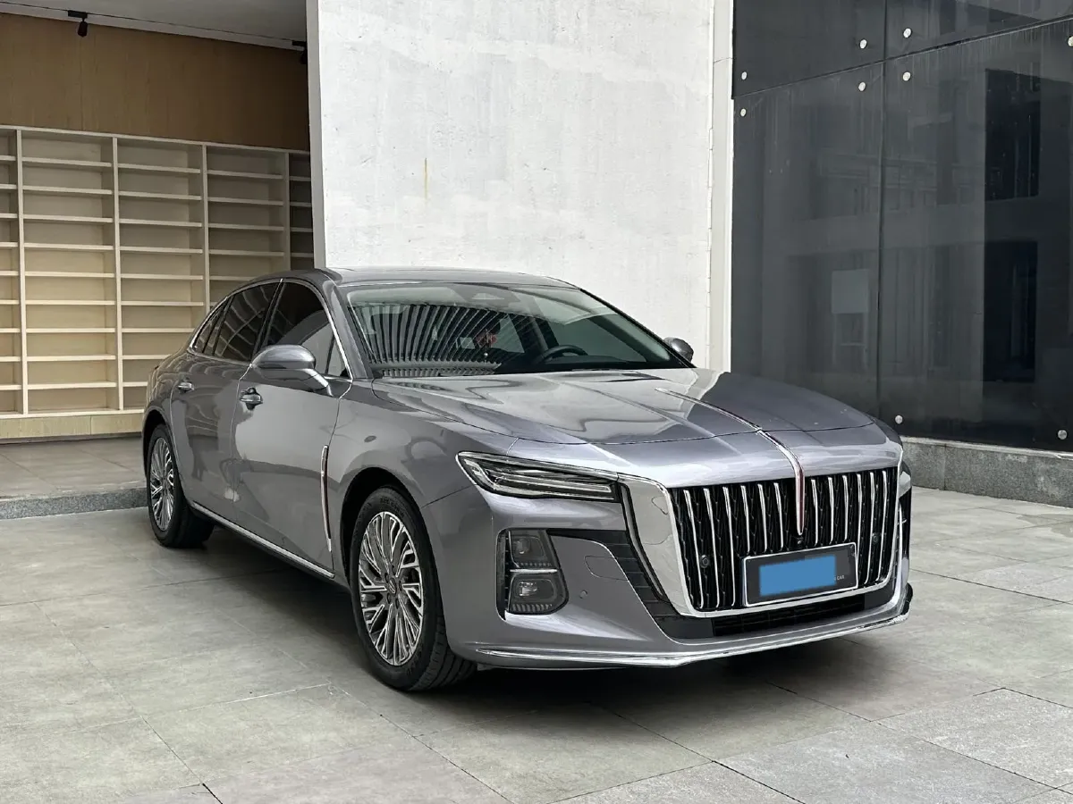 2023 HongQi H5 2.0T 224HP L4 8AT,autocango,china used car exporter,china ev exporter,chinese used car exporter,chinese used ev exporter