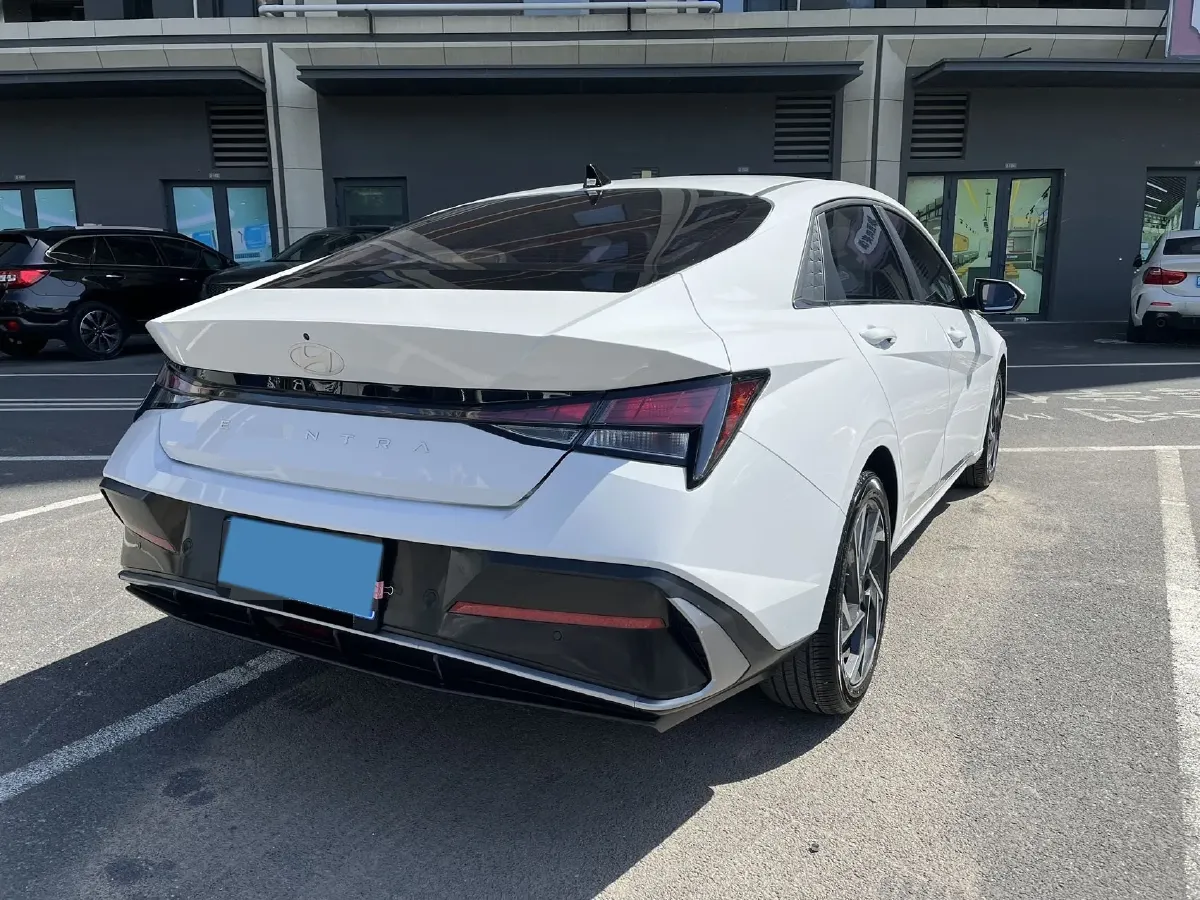 2023 Hyundai Elantra 1.5L 115HP L4 CVT,autocango,china used car exporter,china ev exporter,chinese used car exporter,chinese used ev exporter