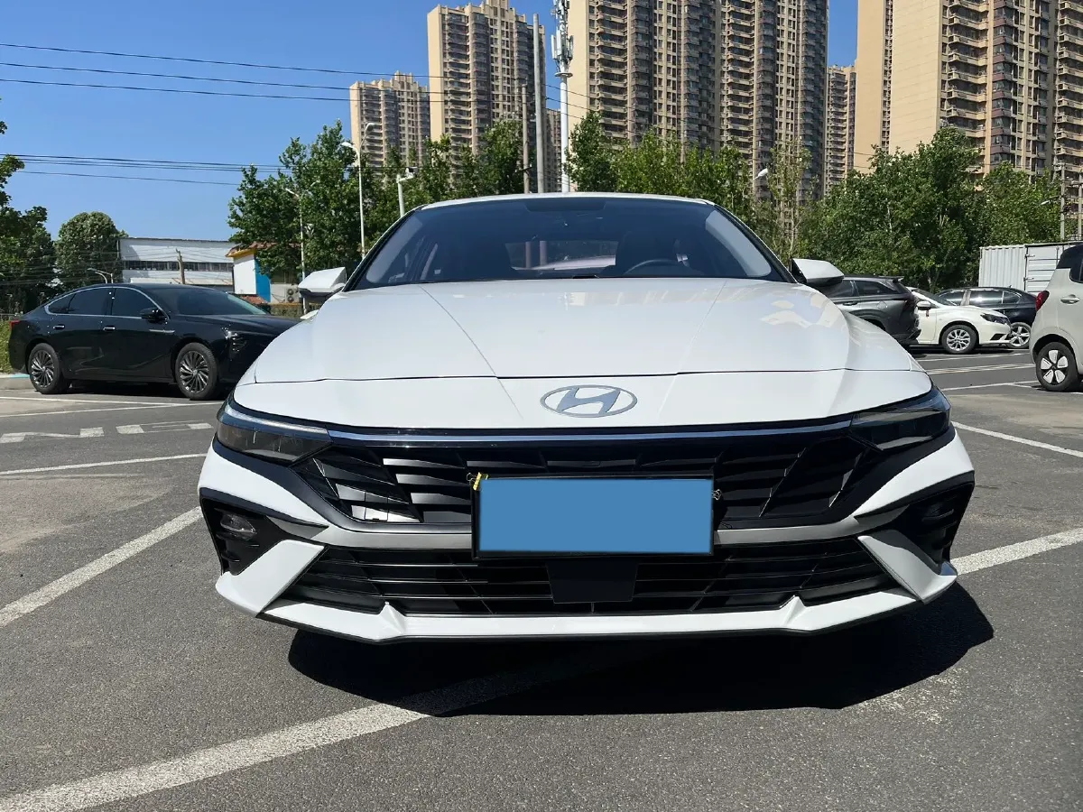 2023 Hyundai Elantra 1.5L 115HP L4 CVT,autocango,china used car exporter,china ev exporter,chinese used car exporter,chinese used ev exporter
