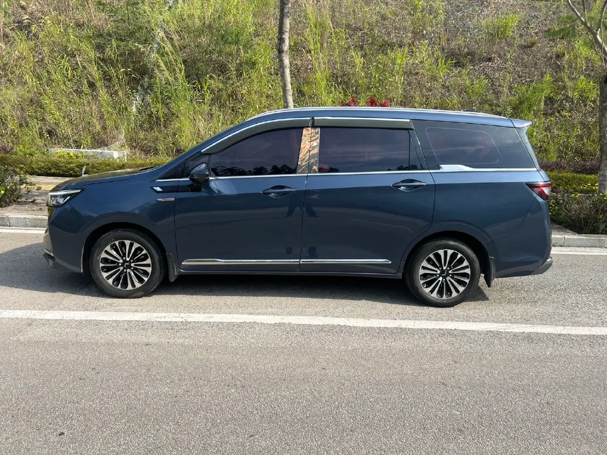 2022 Venucia T60 1.6L 126HP L4 CVT,autocango,china used car exporter,china ev exporter,chinese used car exporter,chinese used ev exporter