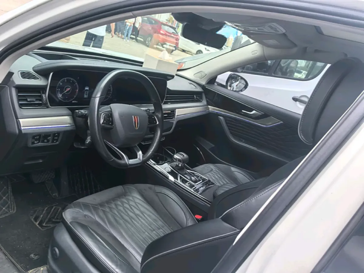 2022 HongQi HS5 2.0T 224HP L4 6AT,autocango,china used car exporter,china ev exporter,chinese used car exporter,chinese used ev exporter