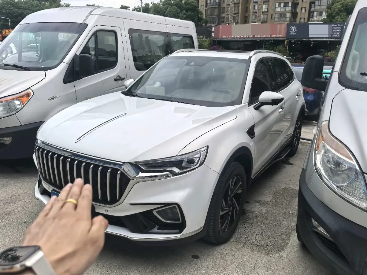 2022 HongQi HS5 2.0T 224HP L4 6AT,autocango,china used car exporter,china ev exporter,chinese used car exporter,chinese used ev exporter