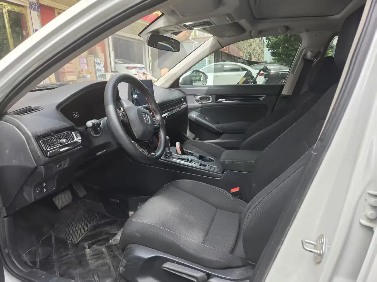 2023 Honda Civic 1.5T 182HP L4 CVT,autocango,china used car exporter,china ev exporter,chinese used car exporter,chinese used ev exporter