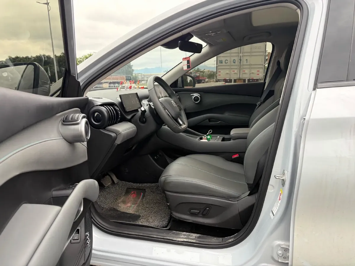 2025 BYD Yuan Plus BEV 60.48KWH,autocango,china used car exporter,china ev exporter,chinese used car exporter,chinese used ev exporter
