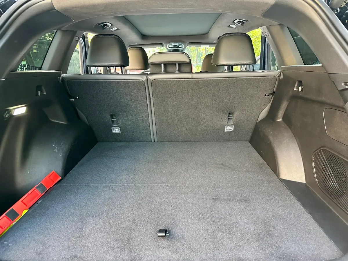 2024 Geely Monjaro 2.0T 238HP L4 8AT,autocango,china used car exporter,china ev exporter,chinese used car exporter,chinese used ev exporter