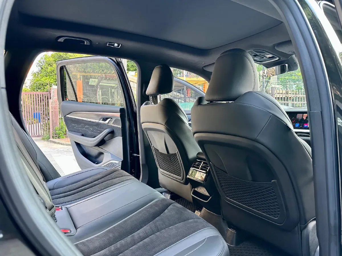 2024 Geely Monjaro 2.0T 238HP L4 8AT,autocango,china used car exporter,china ev exporter,chinese used car exporter,chinese used ev exporter