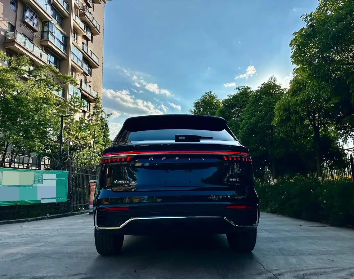 2024 Geely Monjaro 2.0T 238HP L4 8AT,autocango,china used car exporter,china ev exporter,chinese used car exporter,chinese used ev exporter