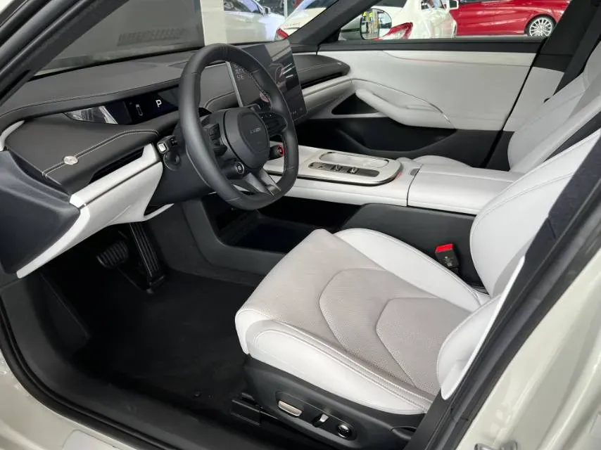 2024 MI SU7 BEV 73.6KWH,autocango,china used car exporter,china ev exporter,chinese used car exporter,chinese used ev exporter
