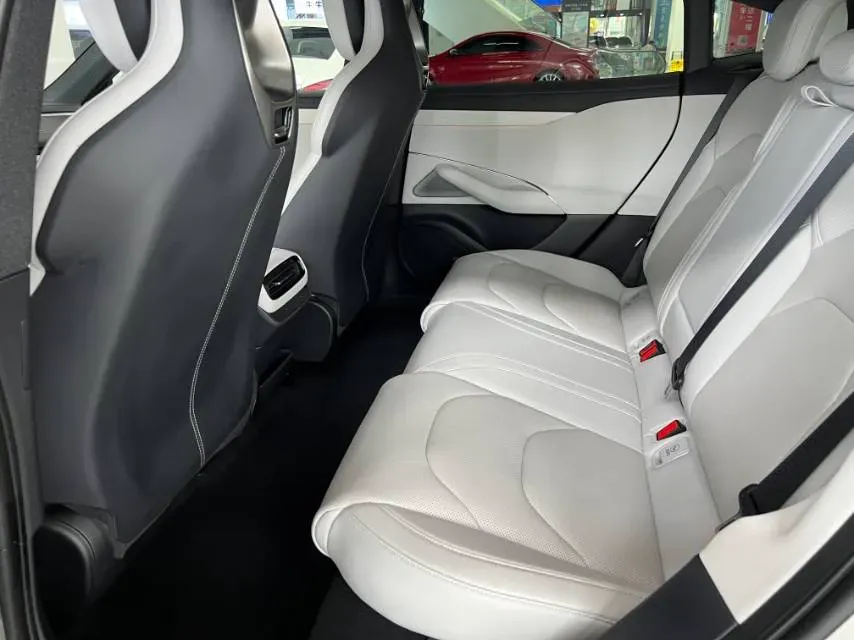 2024 MI SU7 BEV 73.6KWH,autocango,china used car exporter,china ev exporter,chinese used car exporter,chinese used ev exporter