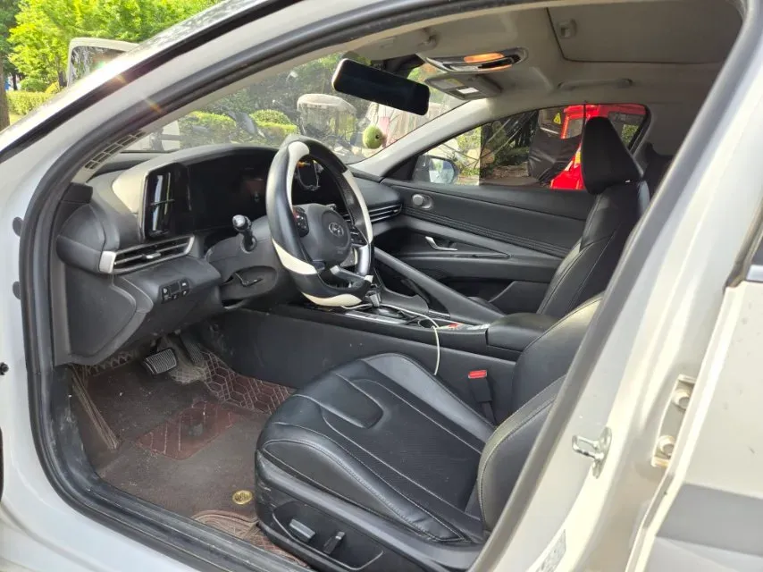 2021 Hyundai Elantra 1.5L 115HP L4 CVT,autocango,china used car exporter,china ev exporter,chinese used car exporter,chinese used ev exporter