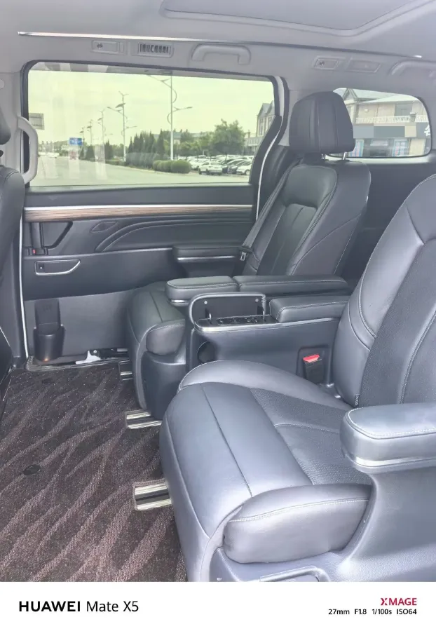 2021 GAC Trumpchi M8 2.0T 252HP L4 8AT,autocango,china used car exporter,china ev exporter,chinese used car exporter,chinese used ev exporter