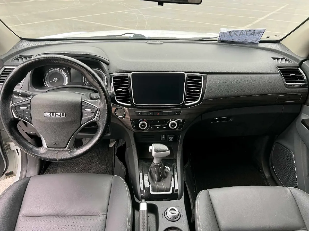 2018 Isuzu Mu-X 1.9T 163HP L4 6AT,autocango,china used car exporter,china ev exporter,chinese used car exporter,chinese used ev exporter