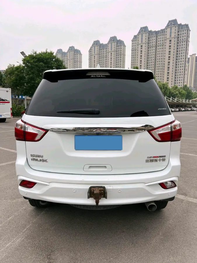 2018 Isuzu Mu-X 1.9T 163HP L4 6AT,autocango,china used car exporter,china ev exporter,chinese used car exporter,chinese used ev exporter