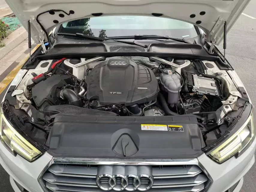 2019 Audi A4L 2.0T 190HP L4 7DCT,autocango,china used car exporter,china ev exporter,chinese used car exporter,chinese used ev exporter