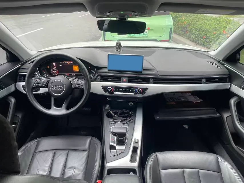 2019 Audi A4L 2.0T 190HP L4 7DCT,autocango,china used car exporter,china ev exporter,chinese used car exporter,chinese used ev exporter