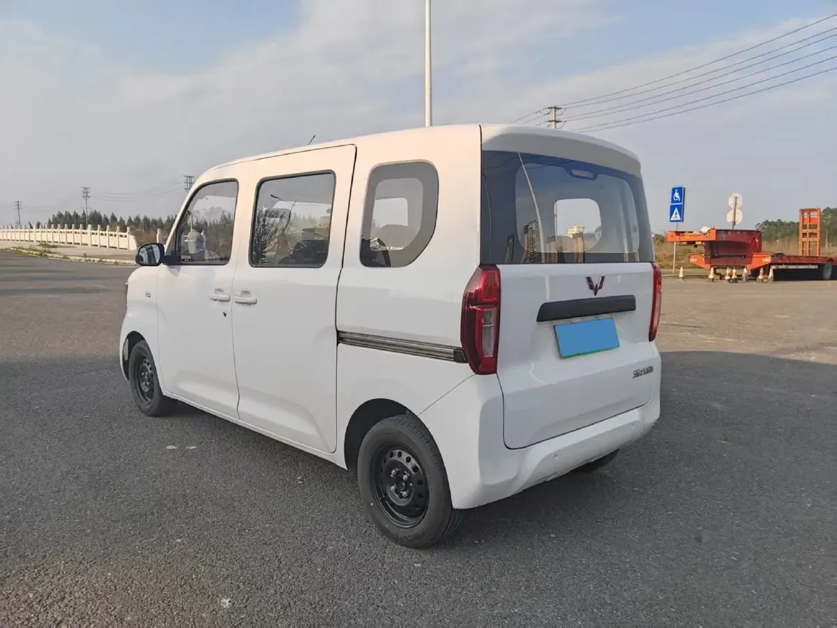 2025 WuLing ZhiGuang BEV 17.7KWH,autocango,china used car exporter,china ev exporter,chinese used car exporter,chinese used ev exporter