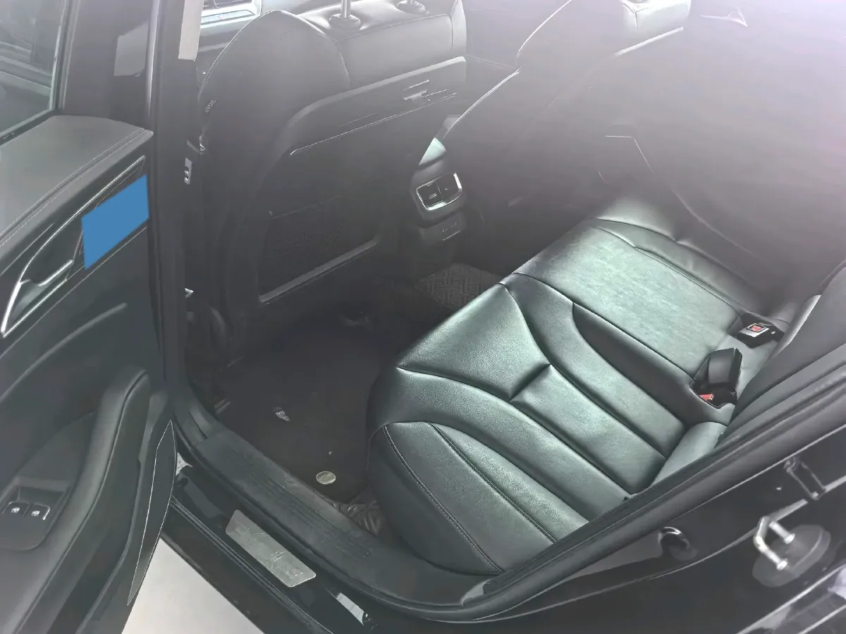 2022 HongQi H5 1.5T 169HP L4 7DCT,autocango,china used car exporter,china ev exporter,chinese used car exporter,chinese used ev exporter