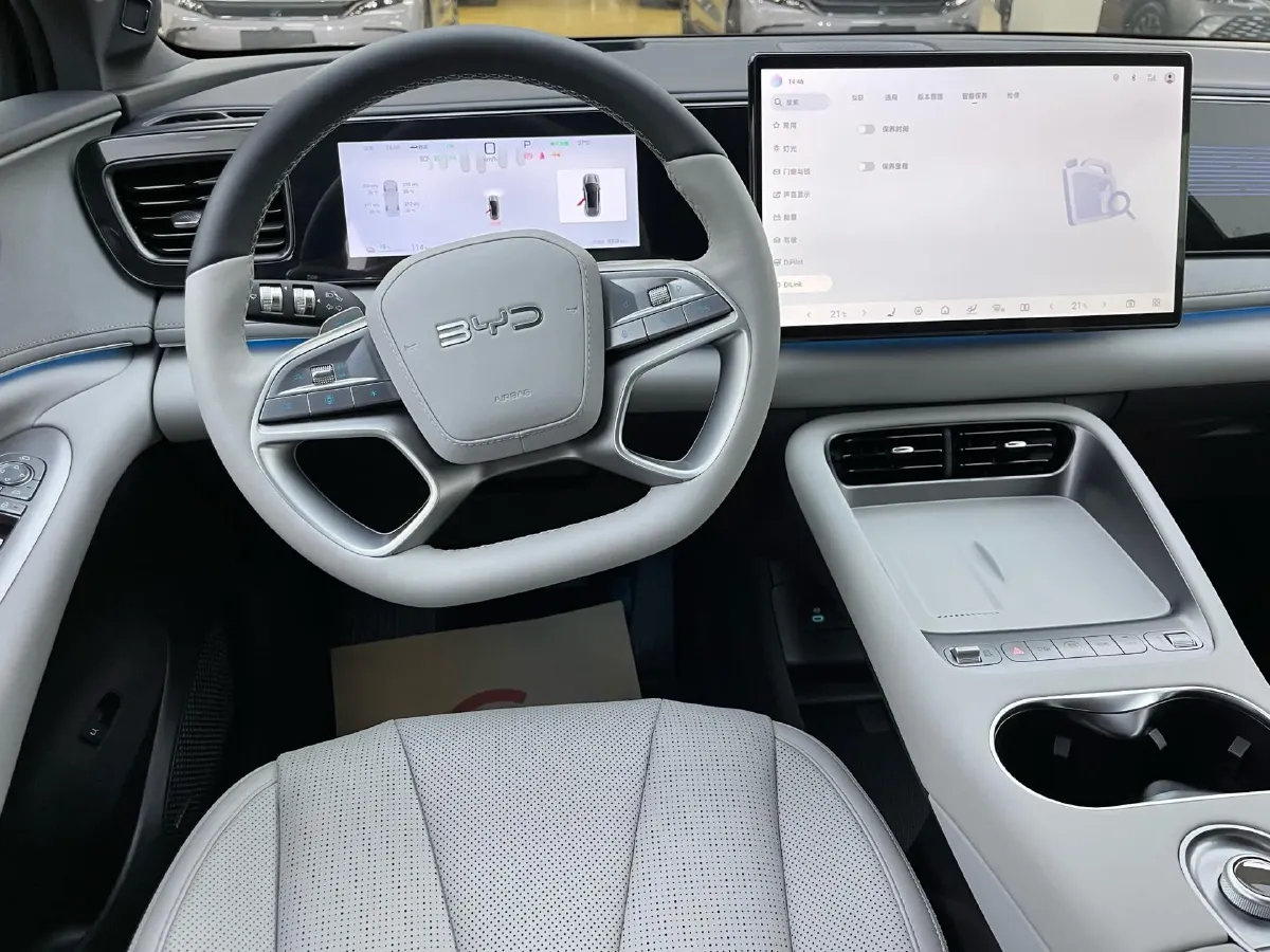 2025 LanDian E5 PLUS 1.5L 95HP L4 E-CVT PHEV,autocango,china used car exporter,china ev exporter,chinese used car exporter,chinese used ev exporter